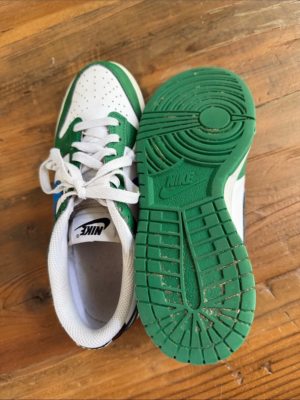 Nike Sneakers